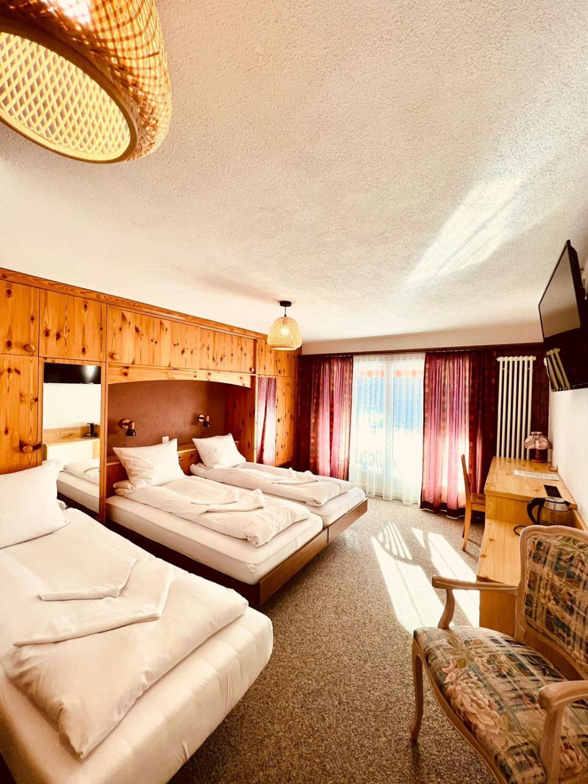 Hotel Old Jnn Klosters-Serneus Exterior foto