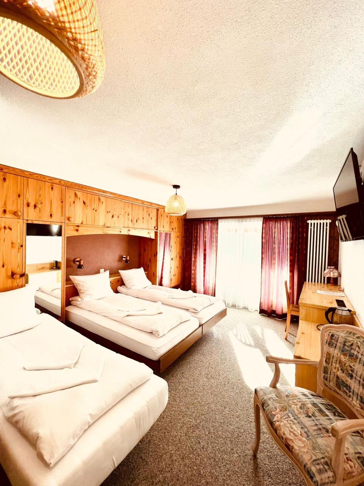 Hotel Old Jnn Klosters-Serneus Exterior foto